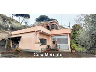Quadrilocale in affitto a Nemi