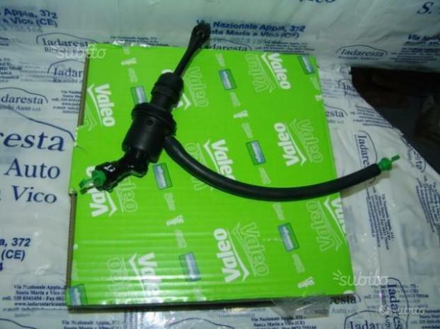 Pompa frizione nissan note 306101u600