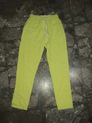 set pantaloni ragazza 14 anni. 1 jeans Sisley mai messo 1 jeans Simonetta mai me - Foto 4