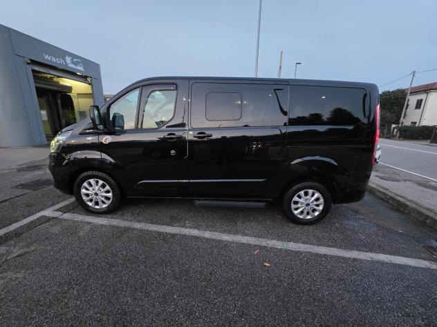 Ford Tourneo Custom ibrido plugin UNICO interni pelle perfetto 8 posti - Foto 2
