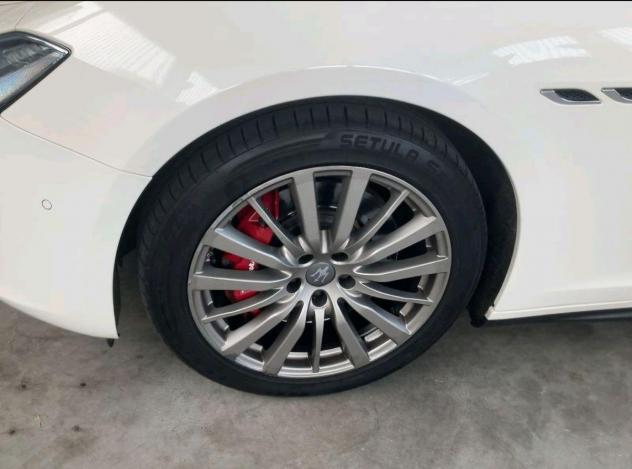 MASERATI - Ghibli 3.0 V6 ds Granlusso 275cv auto my19 IVA COMPRESA - Foto 5