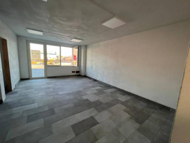 Immobile di 1150 m² con 2 locali in affitto a Montichiari - Foto 10