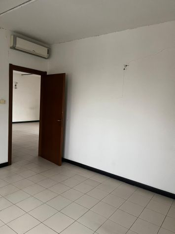 Affitto locali uso ufficio - Foto 4