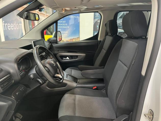 Toyota Proace City Verso 1.5D 130Cv S&S M/T L1 D Luxury - Foto 10
