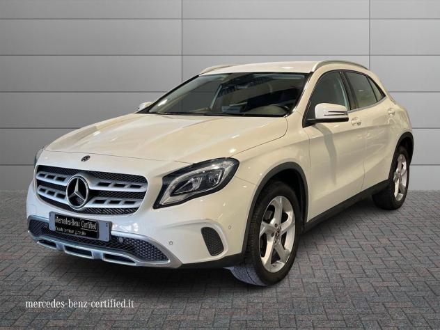 Mercedes-Benz GLA GLA-X156 2017 200 d Sport 4matic auto
