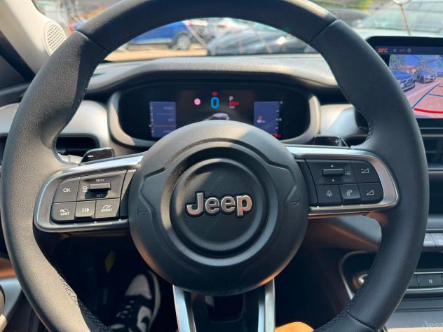 Jeep Avenger 1.2 turbo e-hybrid mhev Summit fwd 110cv edct6 - Foto 2