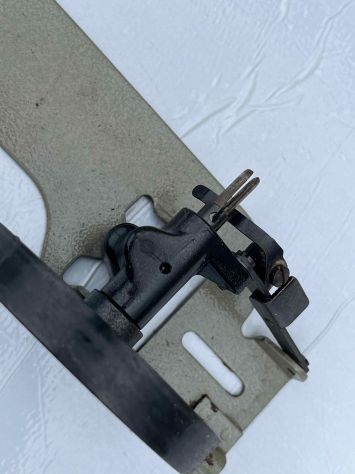 Avvolgitore automatico spolina macchina cucire industriale - Foto 3