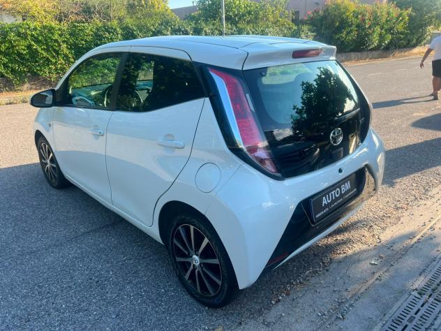 Toyota aygo 1.0 5 porte Active - Foto 4