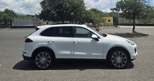 PORSCHE CAYENNE 3.0 D. - Foto 3