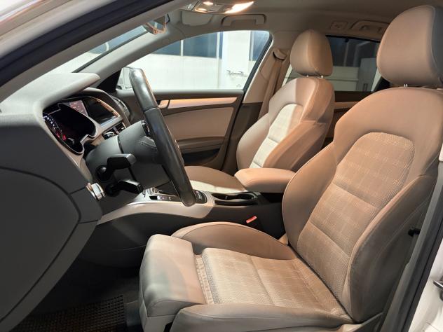 Audi A4 Avant 2.0 TDI 143CV S-LINE - Foto 8