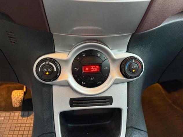 FORD Fiesta 1.4 5 porte Bz.- GPL Titanium rif. 23784791 - Foto 10