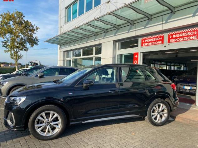 AUDI Q3 35 TFSI S tronic S line edition rif. 24198751 - Foto 3