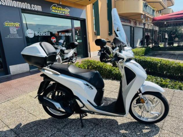 HONDA SH 150 TUTTO INCLUSO ANCHE PASSAGGIO! MINI RATE rif. 23809739 - Foto 2