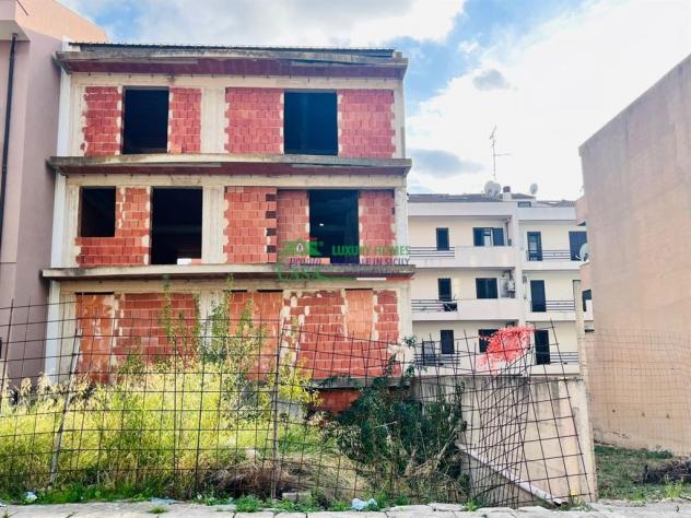 Rif:2680 - Rustico bifamiliare in centro a Comiso con garage e veranda di 40 mq - Foto 3