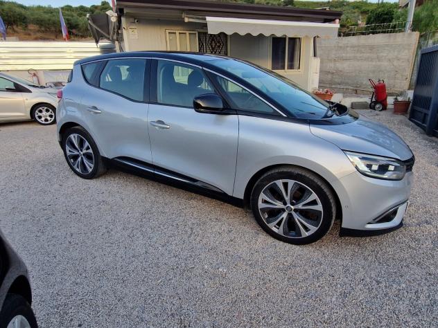 Renault Scenic Scic dCi 130 CV EDC Energy Bose - Foto 4