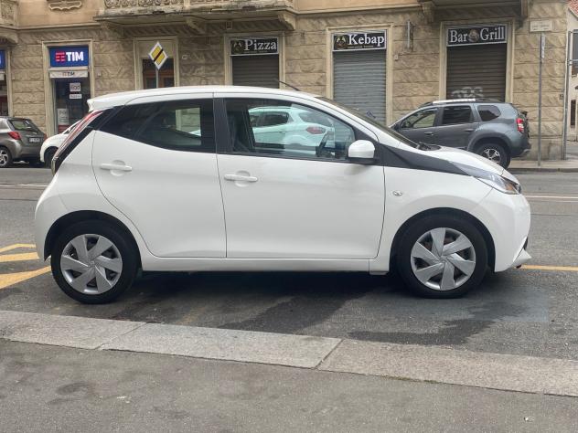 Toyota Aygo X-Play #11983 - Foto 4