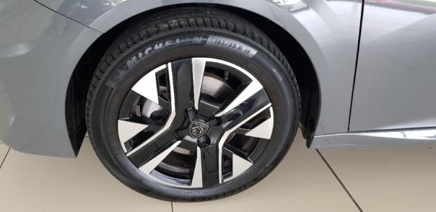 PEUGEOT 208 2ª serie 208 PureTech 100 Stop&Start 5 porte Allure - Foto 9