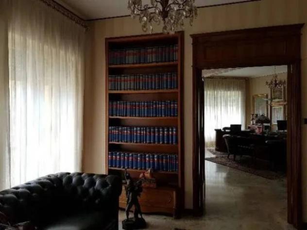Immobile in asta di 193 m² in vendita a Cosenza - Foto 2