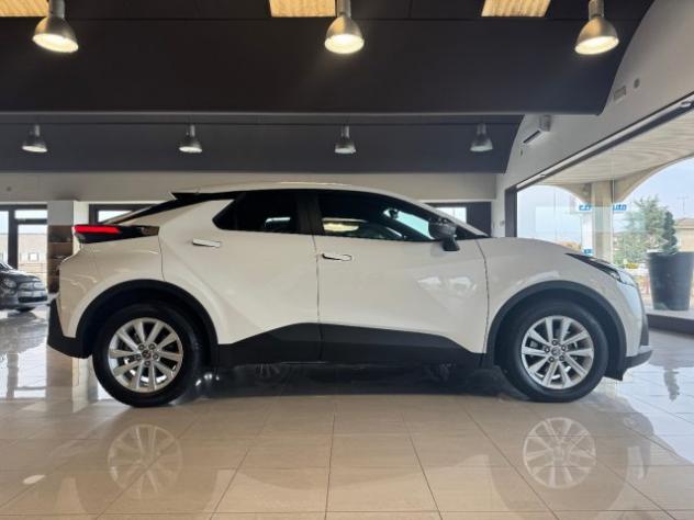 TOYOTA C-HR 1.8 HV Active NUOVO MODELLO PREZZO REALE rif. 23927205 - Foto 2