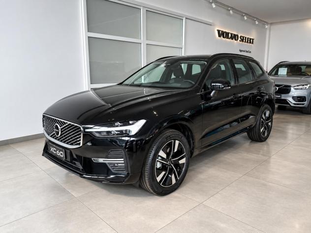 Volvo XC60 B5 AWD automatico Core - Offerta Autocarro con 3 Anni di Garanzia - Iva Esclusa