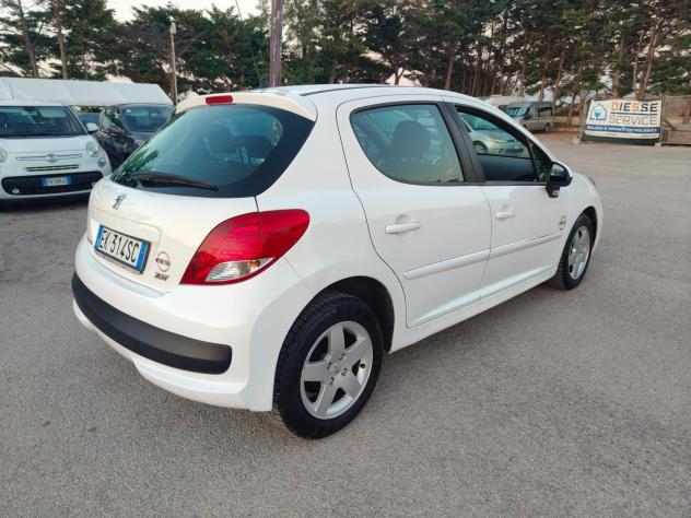 Peugeot 207 1.4 HDi 70CV 5p. Sweet Years - Foto 5