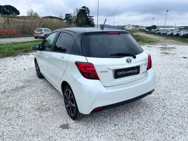 Toyota Yaris III 2015 5p 1.5h Style my16 - Foto 3