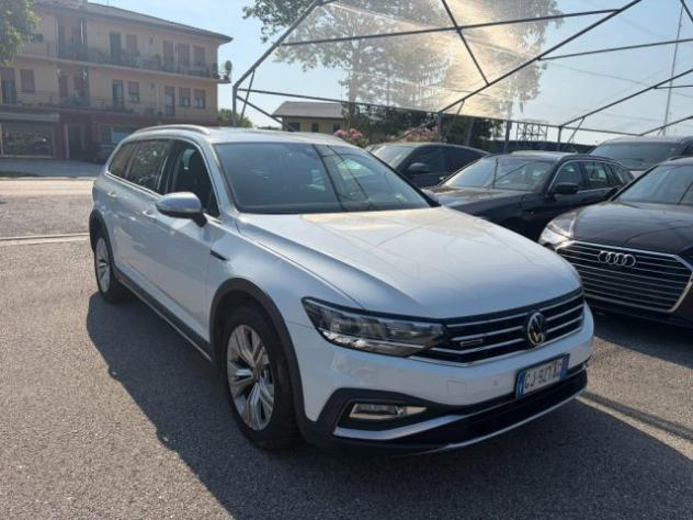 VOLKSWAGEN Passat Alltrack 2.0 TDI 200 CV 4MOTION DSG rif. 23880508 - Foto 3