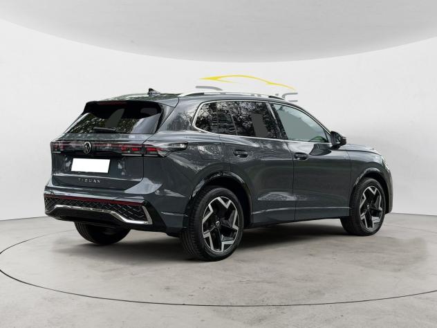 Volkswagen Tiguan Tiguan 2.0 tdi R-Line 150cv dsg - Foto 5