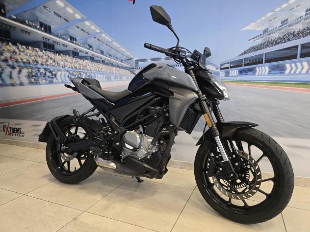CFMOTO 300NK 02/2024 - Km 12600 (A2) - Foto 2