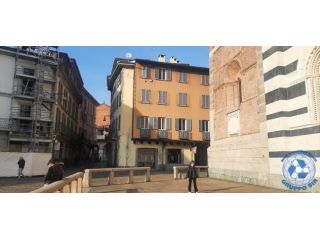 Prestigioso appartamento piazza Duomo