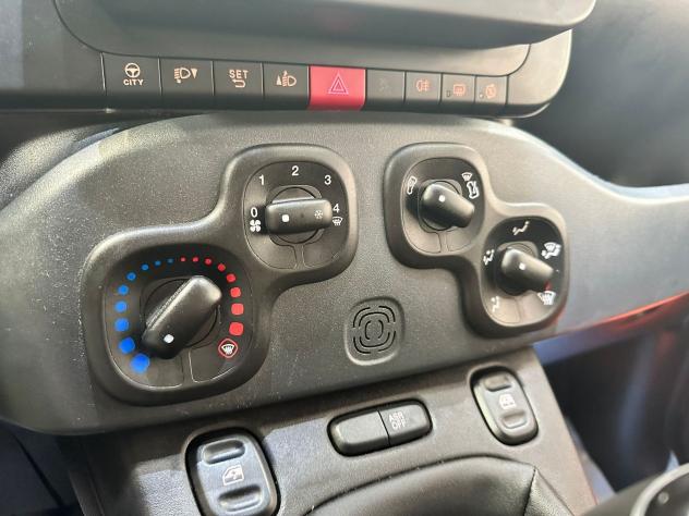 FIAT Panda 1.0 FireFly 70cv S&S Hybrid - Foto 9