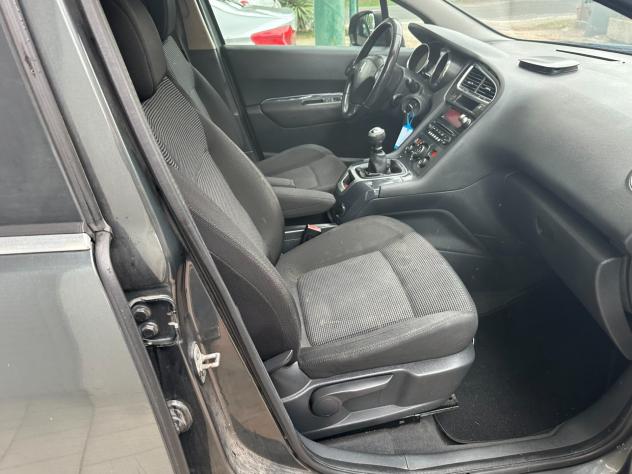 Peugeot 5008 1.6 HDi 110CV (12 RATE) - Foto 5