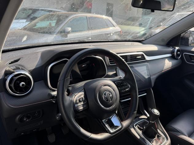 MG ZS 2024 1.5 BENZINA 106CV LUXURY - Foto 9