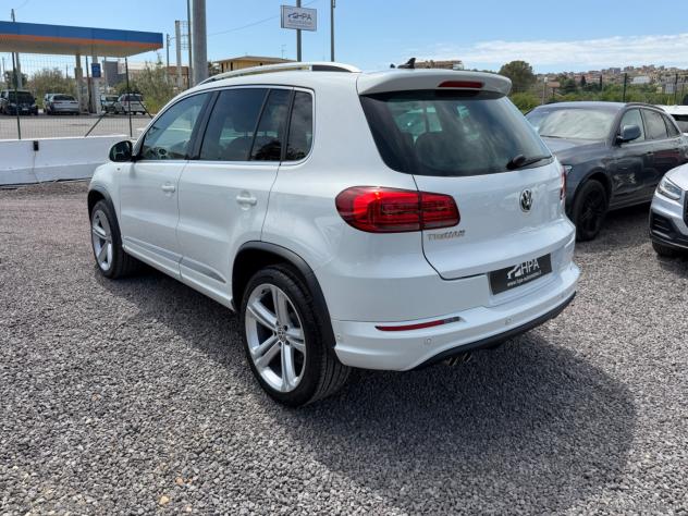 VOLKSWAGEN Tiguan 2.0 TDI 177CV R-LINE NAVI - Foto 4