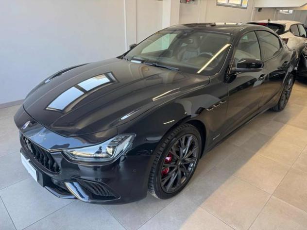 MASERATI Ghibli V6 Diesel Gransport nerissimo Edition rif. 23772019