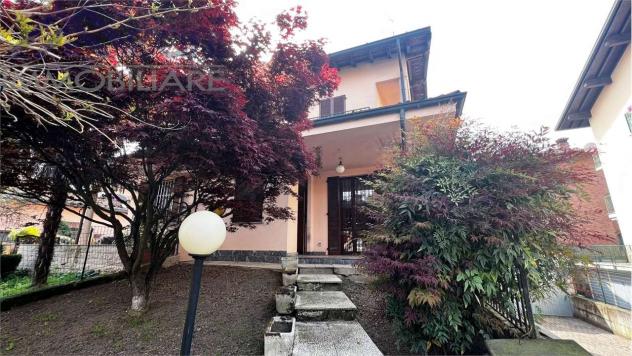 208 - VENDUTO! VILLA BIFAMILIARE CON GIARDINO - Foto 3