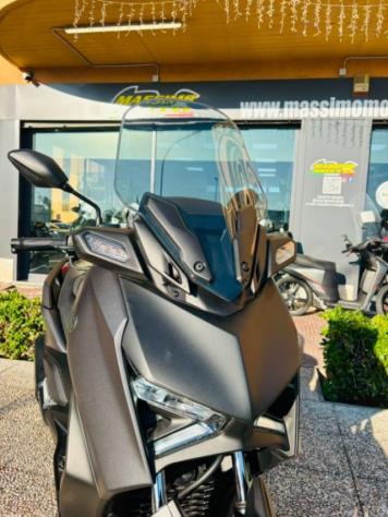 YAMAHA X-MAX 300 TUTTO INCLUSO ANCHE PASSAGGIO! MINI RATE rif. 23999908 - Foto 3