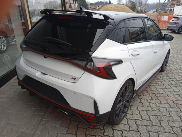 Hyundai i20 N PERFORMANCE 18" PACK TECNO VETRI SCURI SENS PARK DOPPI RETROCAMERA APPLE CAR PLAY PRONTA COSEGNA - Foto 7