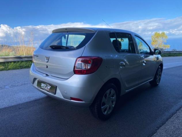DACIA Sandero 1.5 dCi 8V 75CV Lauréate NEOPATENTATI rif. 23975087 - Foto 4