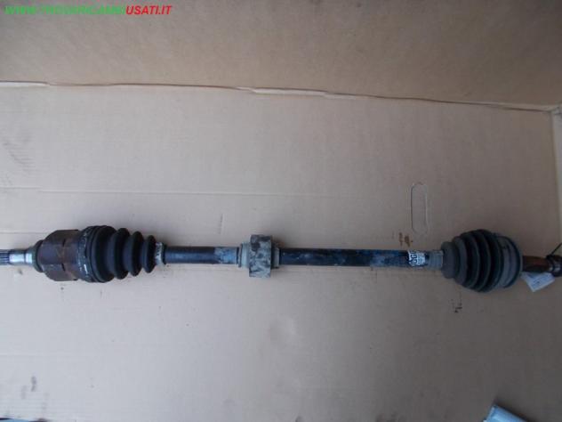 SEMIALBERO ANT. COMPL. D. 1.4 D 434100D180 TOYOTA YARIS (XP90)  Meccanica  Cambio e trasmisione  Semiassi  Semiasse (rev TOYOTA - YARIS - 01-01-2006 -