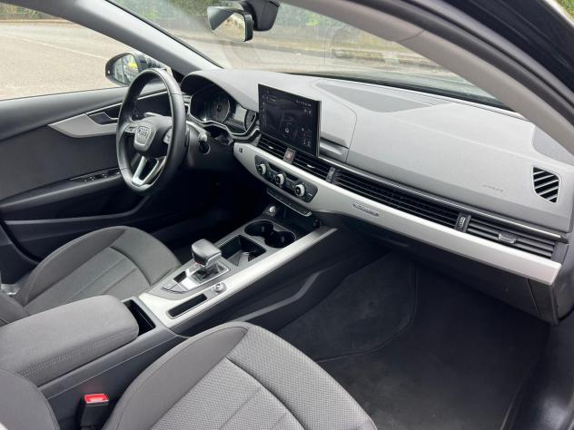 Audi A4 Avant 40 TDI quattro S tronic Business - Foto 9