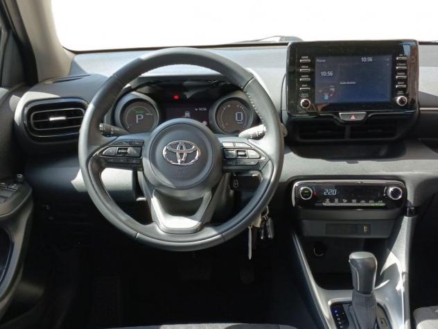 Toyota Yaris Hybrid Trend MY22 - Foto 8