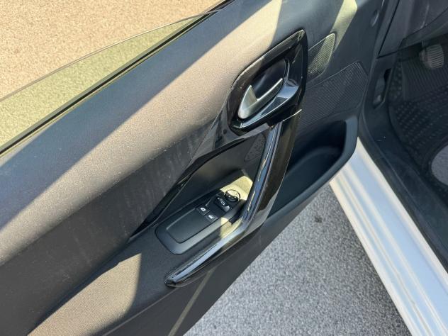Peugeot 208 Active BlueHDi 75cv - Foto 4