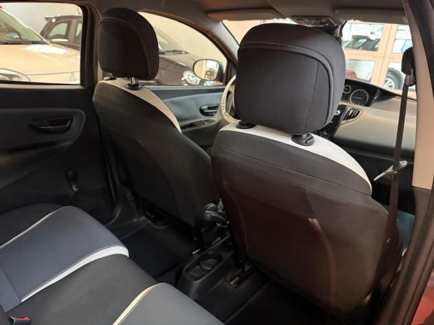 Lancia Ypsilon 1.2 69 CV 5 porte Gold - Foto 8