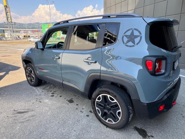 Jeep Renegade 2.0 Mjt 170CV 4WD Active Drive Low Trailhawk - Foto 2