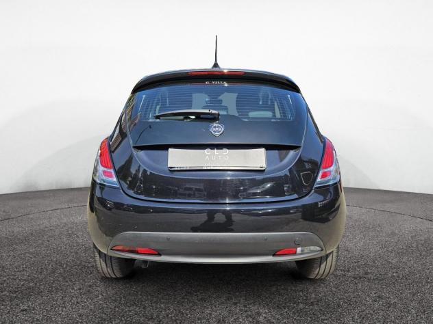 Lancia Ypsilon 1.0 FireFly 70cv Hybrid - Foto 5