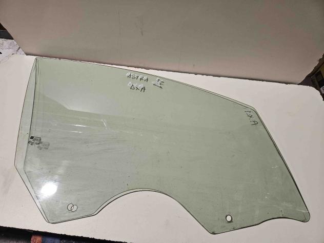 VETRO SCENDENTE ANTERIORE DESTRO OPEL Astra J 2° Serie (11)