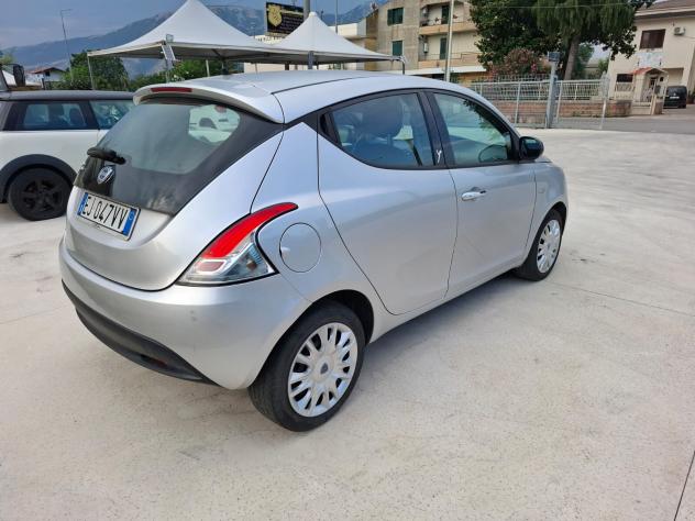 LANCIA YPSILON 1.3 MJT 95 CV GOLD - Foto 4