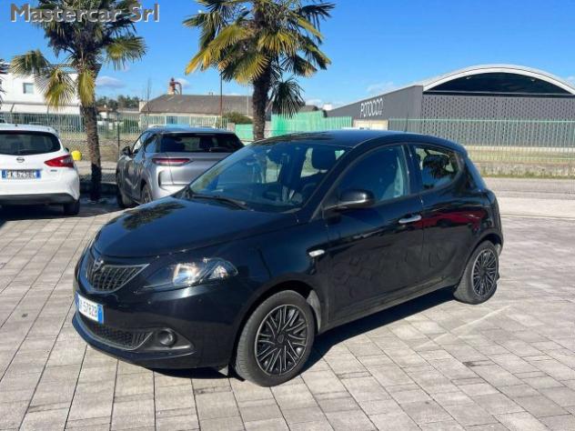 LANCIA Ypsilon 5p. Neopatentati 1.0 hybrid Gold tg: GK578ZB rif. 24016110 - Foto 2