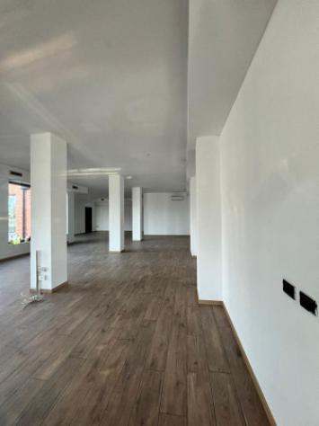 Immobile di 180 m² con 1 locale in affitto a Castelfranco Veneto - Foto 3